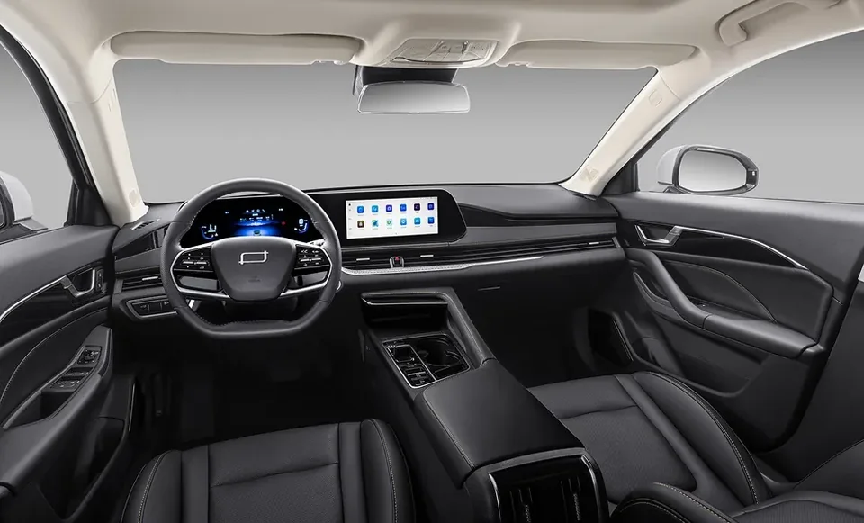 B70 — cabin, seats and centre display